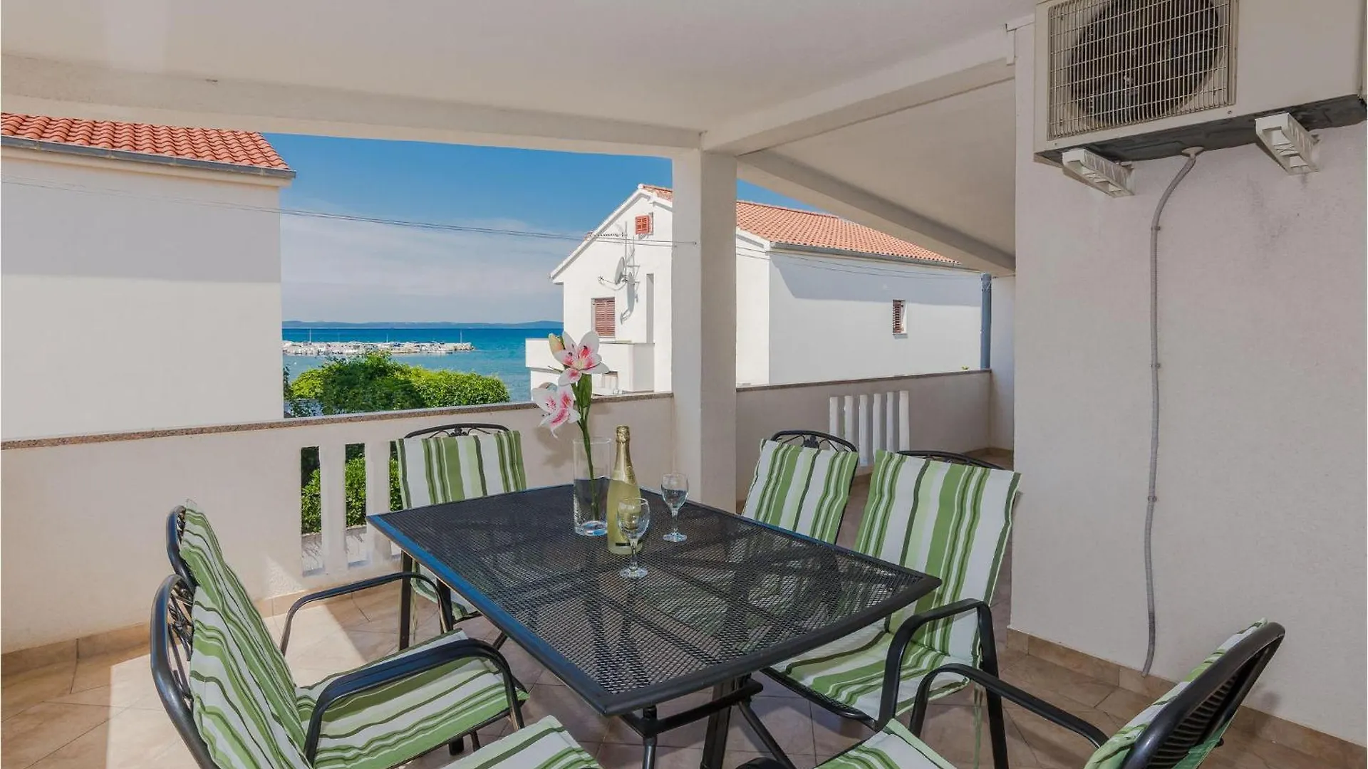 Amazing Home In Privlaka With House Sea View Privlaka (Zadar)