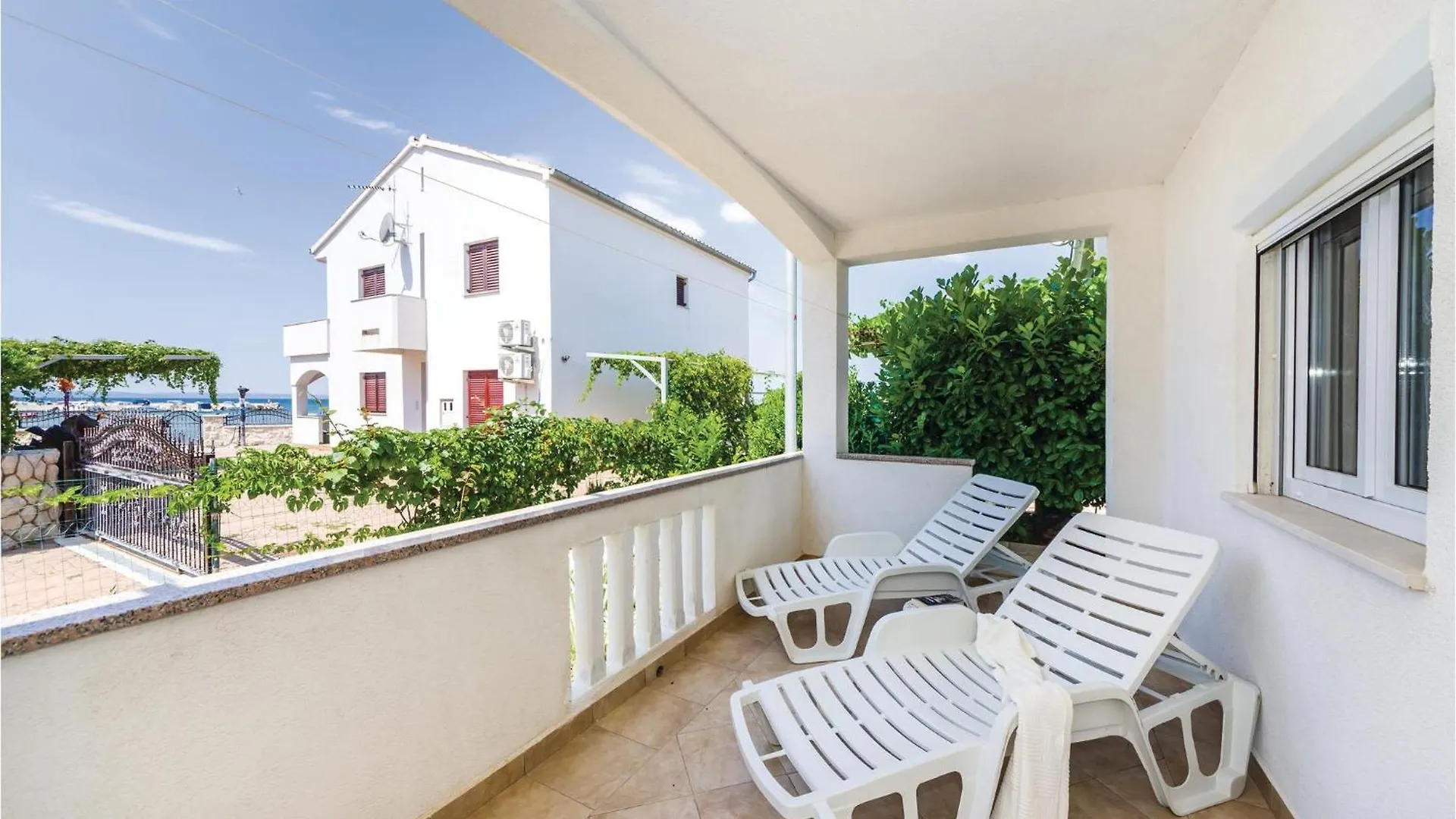 Amazing Home In Privlaka With House Sea View Casa de Férias