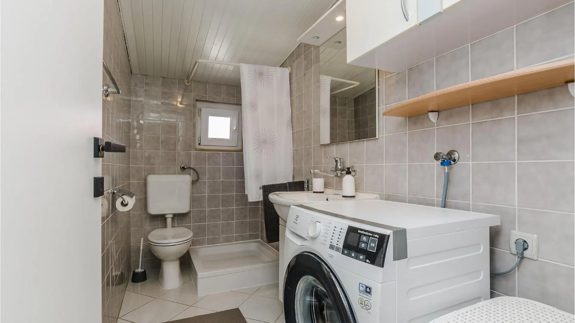 Dom wakacyjny Amazing Home In Privlaka With House Sea View
